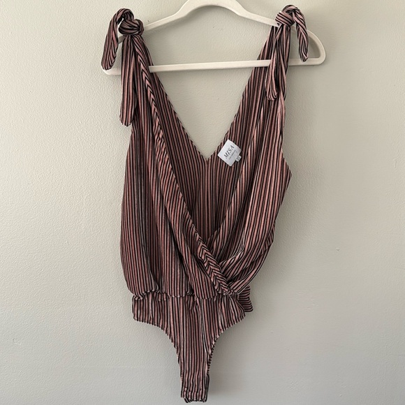 Revolve x Misa Los Angeles V Neck Tie Bodysuit in Velvet Stripe - Picture 6 of 6